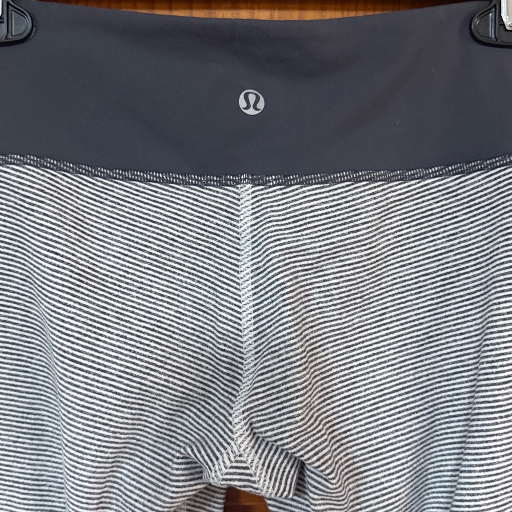 Lululemon Athletica Striped Capri Leggings - Picture 5 of 6